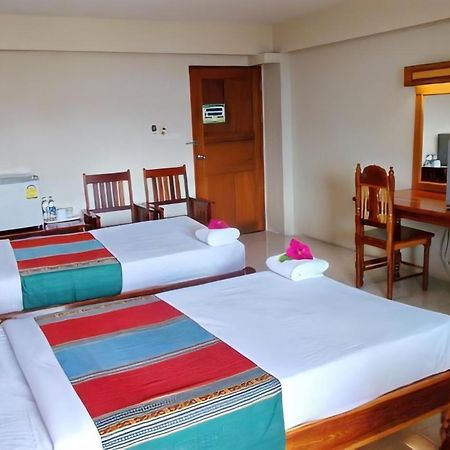 ทรัพย์มุกดา แกรนด์ โฮเทล Submukda Grand Hotel Мукдахан Экстерьер фото
